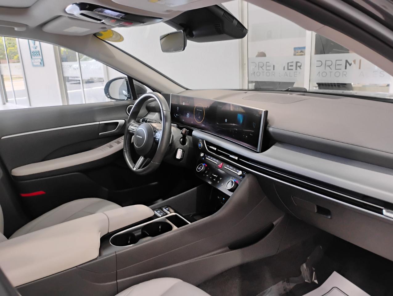 Hyundai Sonata SEL 2024