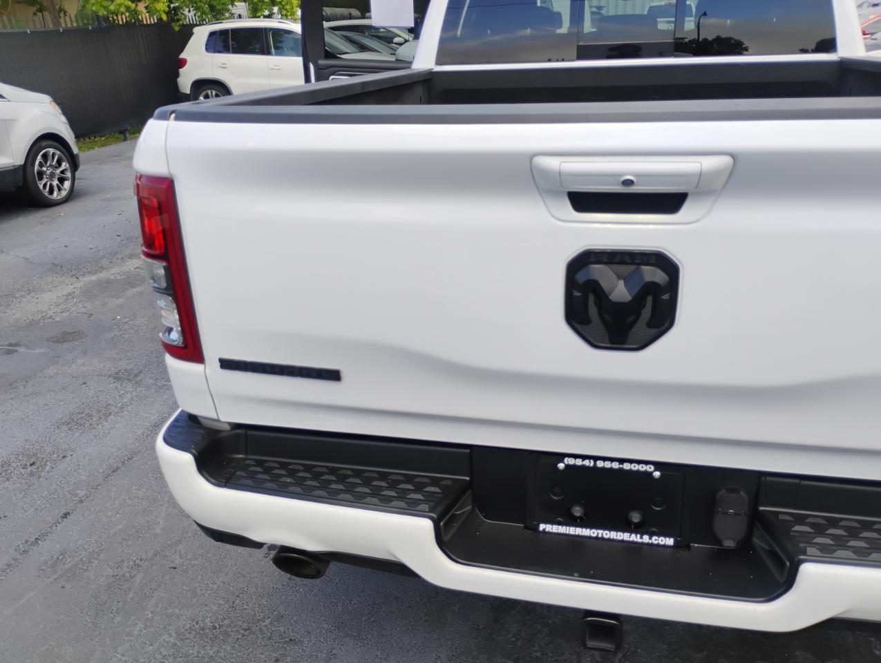 RAM 1500 Big Horn Quad Cab 4WD 2022