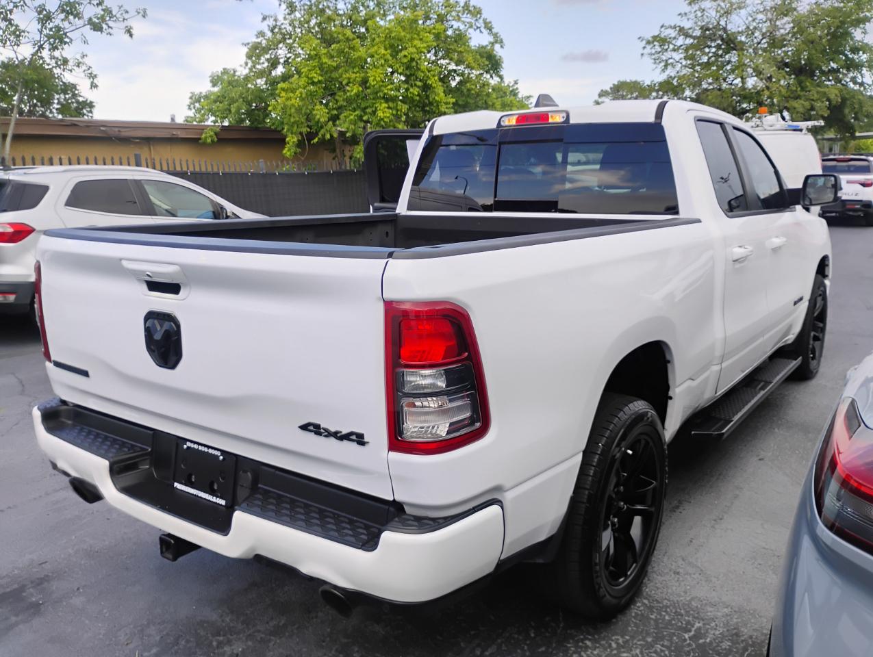 RAM 1500 Big Horn Quad Cab 4WD 2022