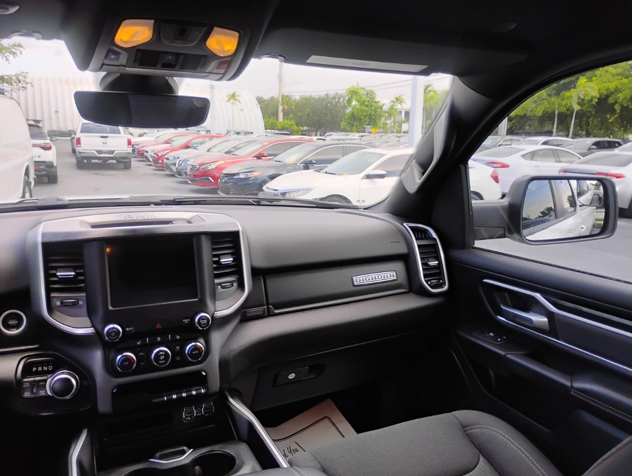 RAM 1500 Big Horn Quad Cab 4WD 2022