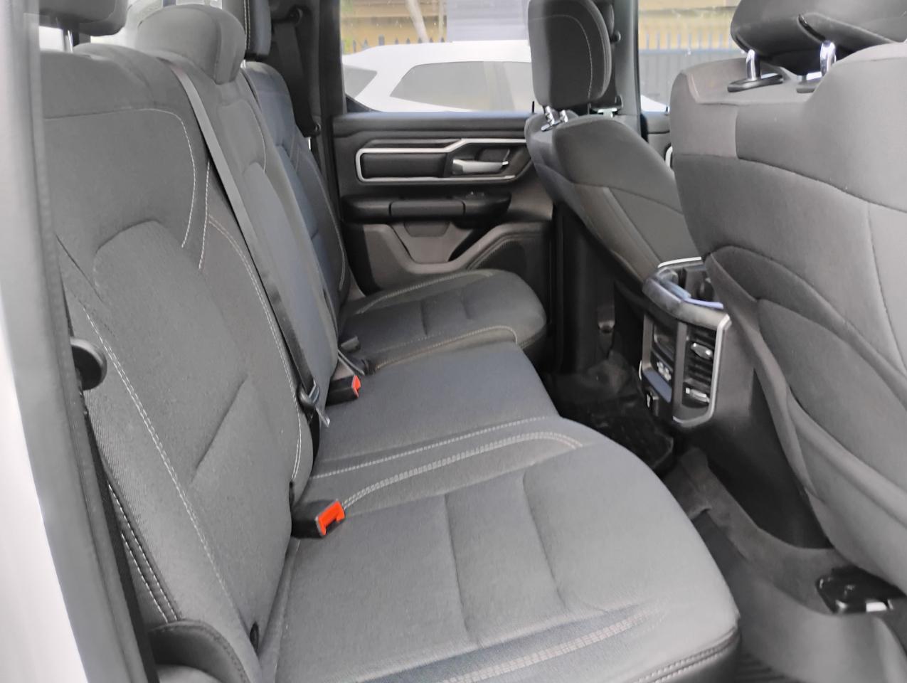 RAM 1500 Big Horn Quad Cab 4WD 2022