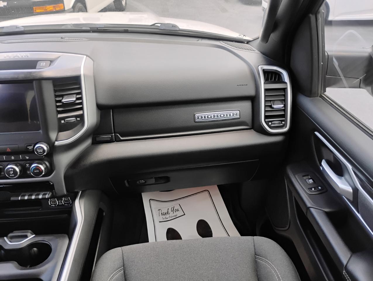 RAM 1500 Big Horn Quad Cab 4WD 2022