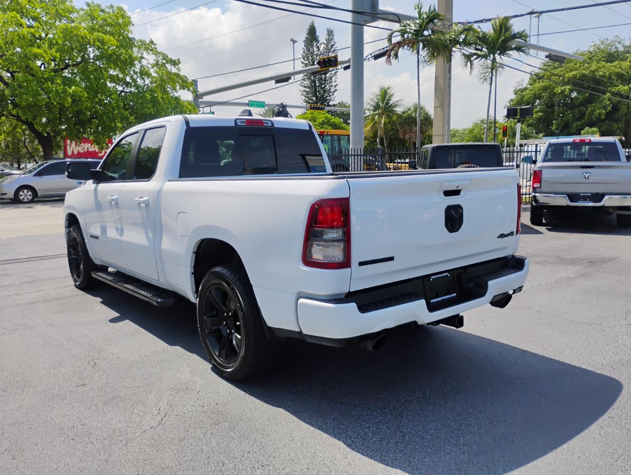 RAM 1500 Big Horn Quad Cab 4WD 2022