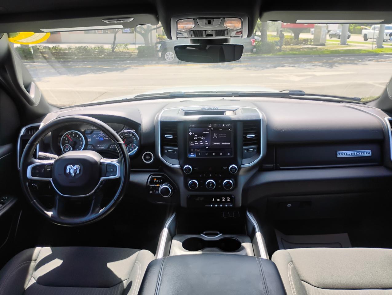 RAM 1500 Big Horn Quad Cab 4WD 2022