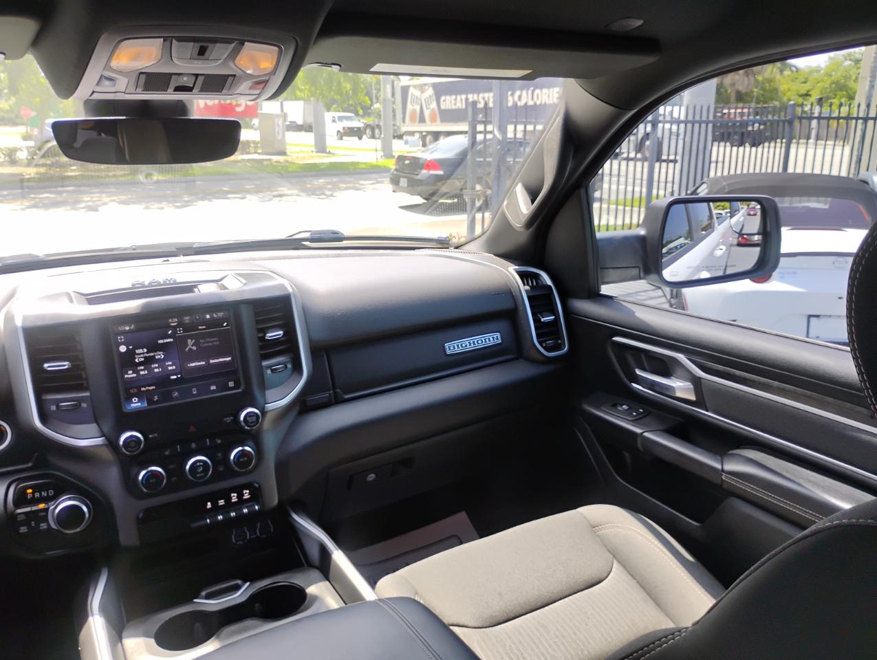 RAM 1500 Big Horn Quad Cab 4WD 2022