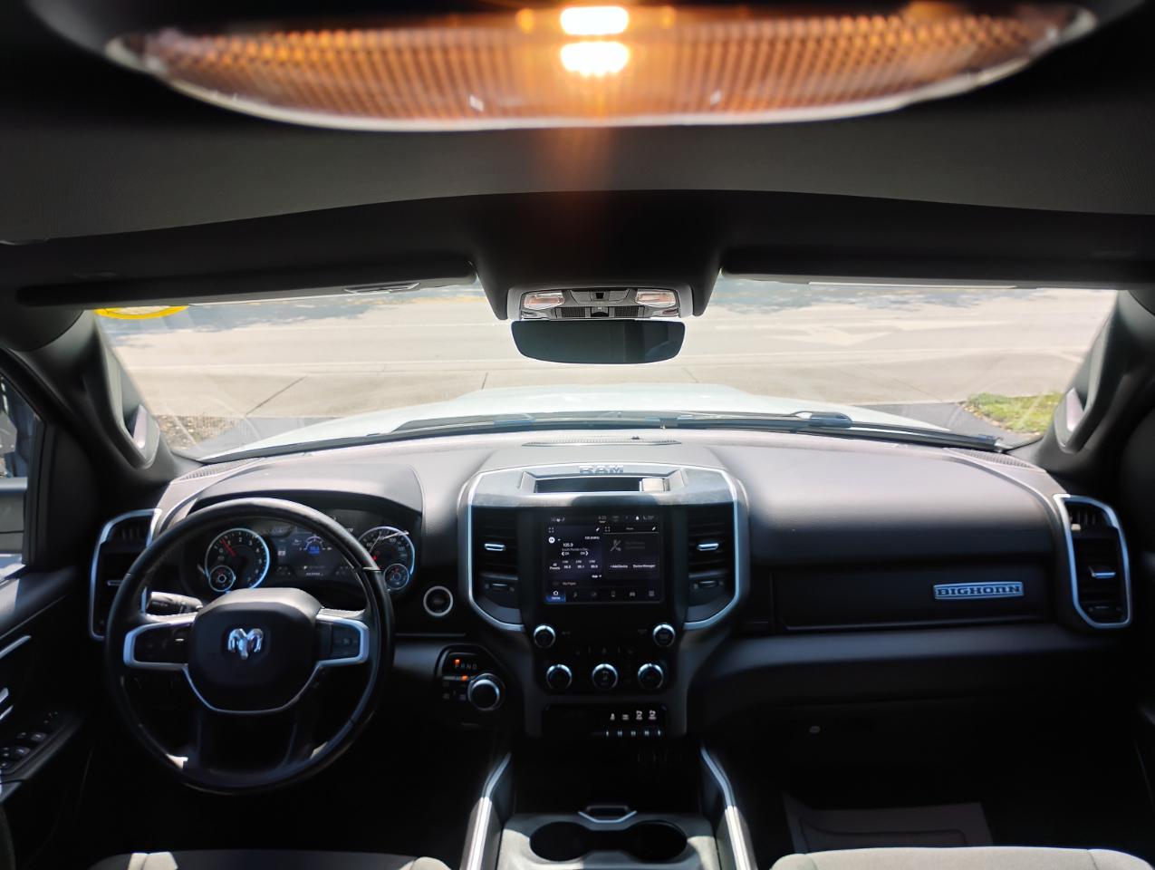RAM 1500 Big Horn Quad Cab 4WD 2022