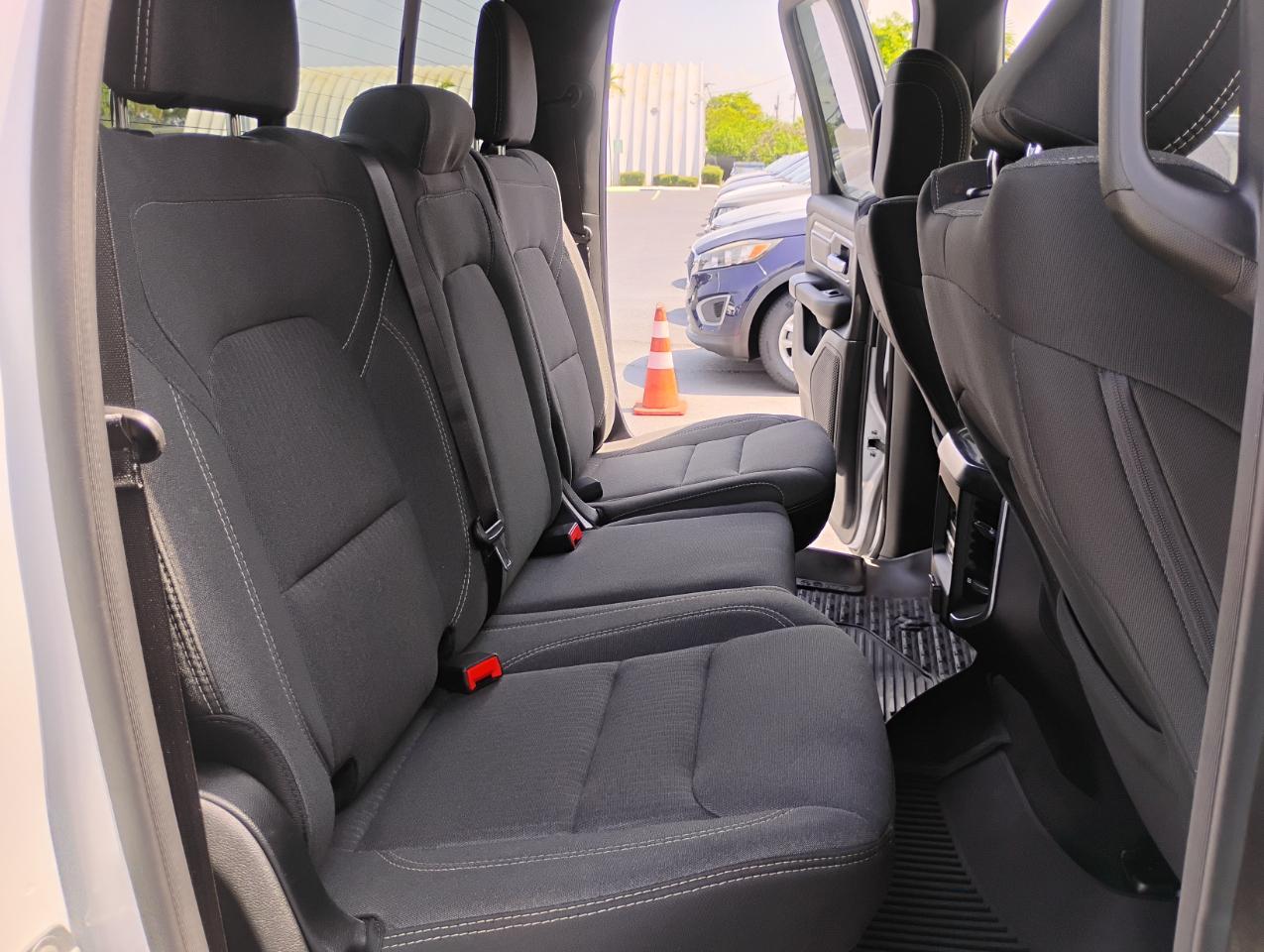 RAM 1500 Big Horn Quad Cab 4WD 2022
