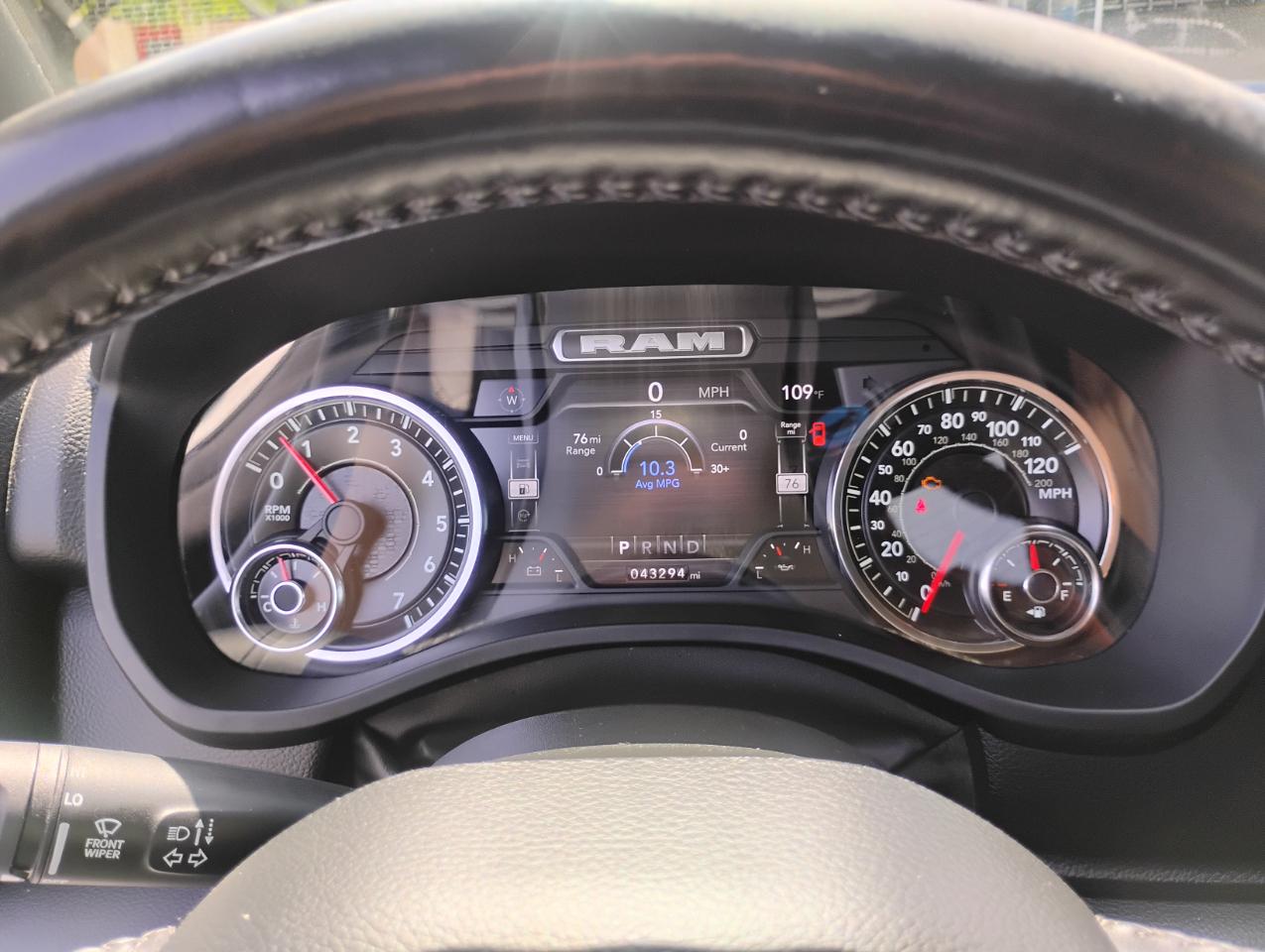 RAM 1500 Big Horn Quad Cab 4WD 2022