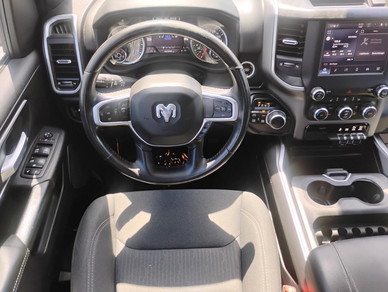 RAM 1500 Big Horn Quad Cab 4WD 2022