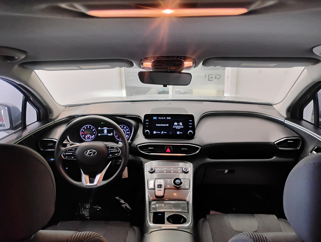 Hyundai Santa Fe SE 2021