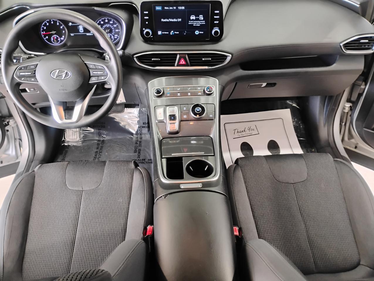 Hyundai Santa Fe SE 2021