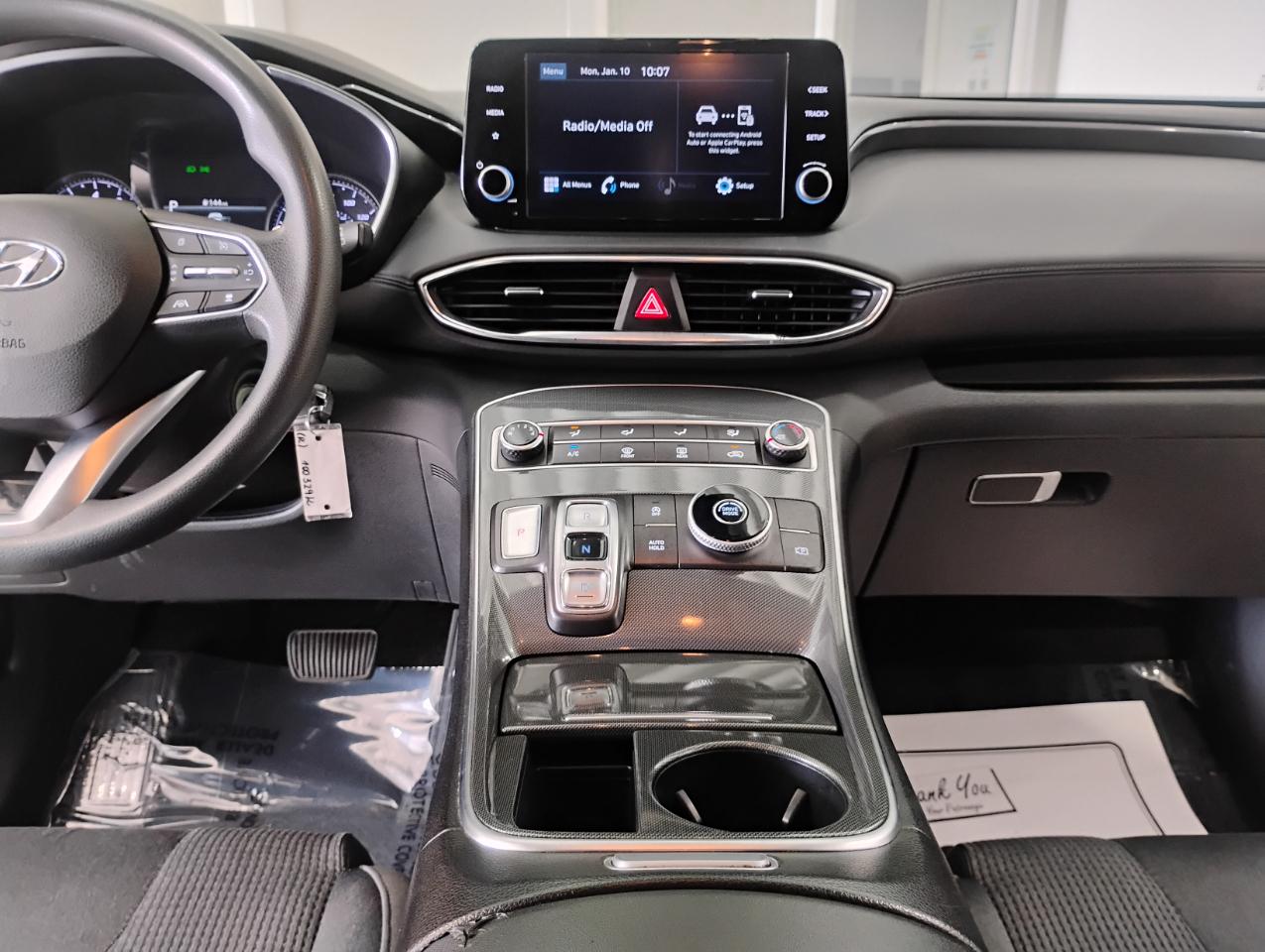 Hyundai Santa Fe SE 2021