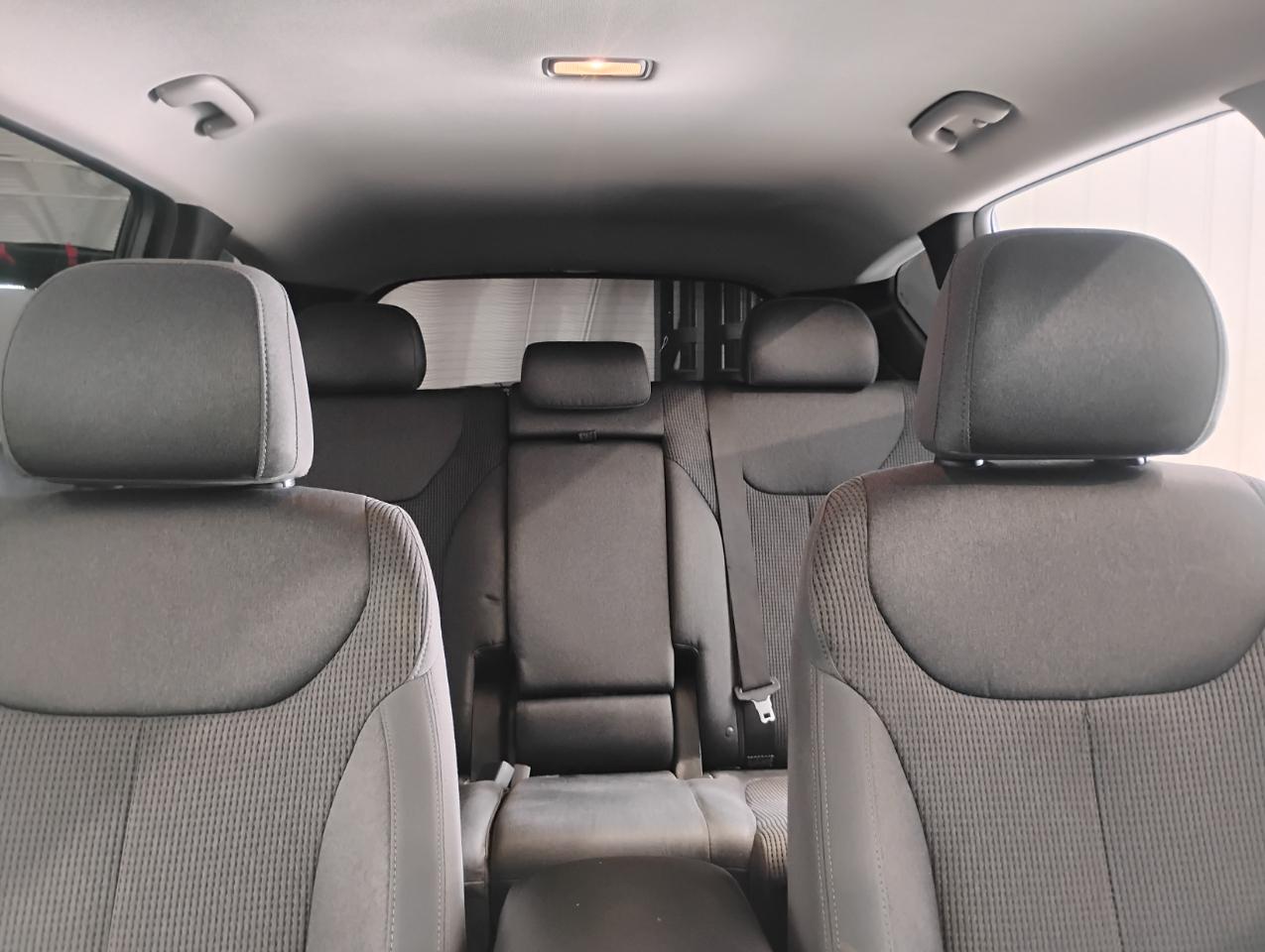 Hyundai Santa Fe SE 2021