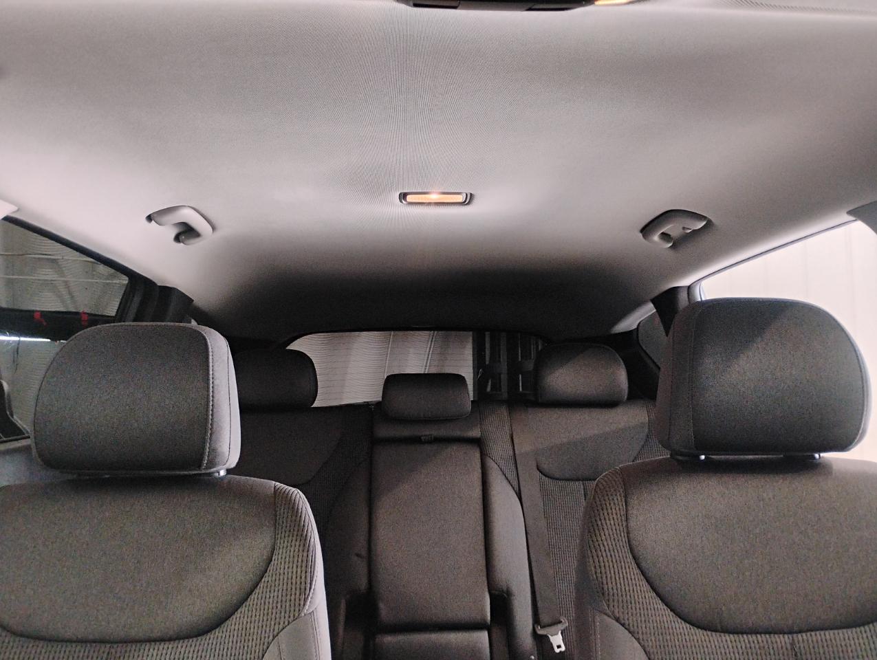 Hyundai Santa Fe SE 2021