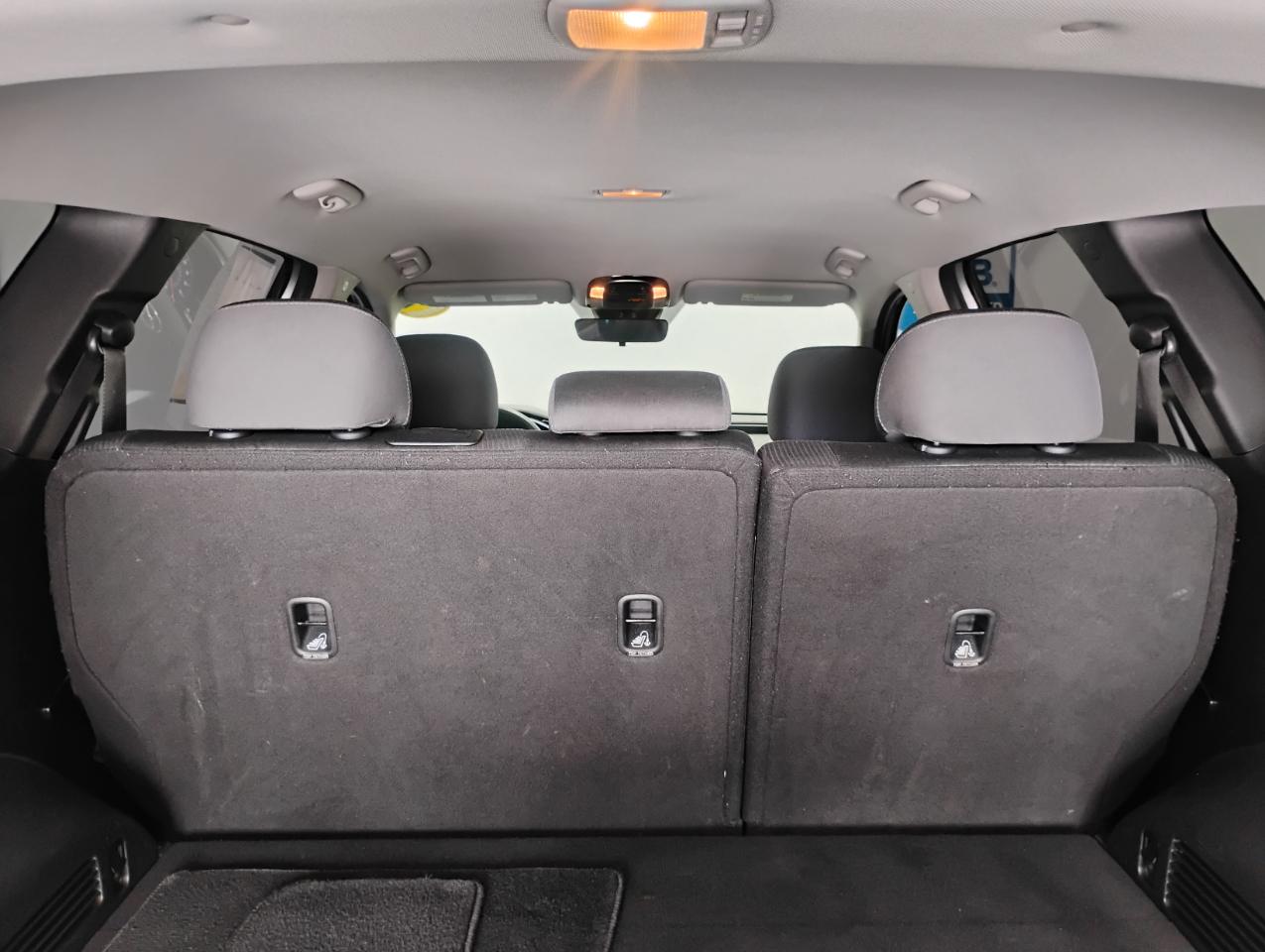 Hyundai Santa Fe SE 2021