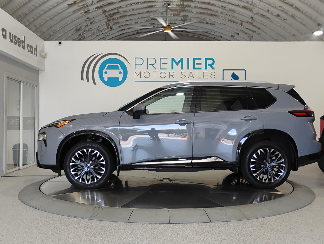 Nissan Rogue Platinum 2024