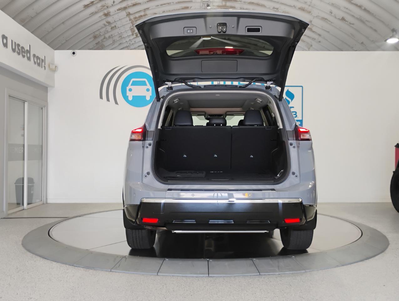 Nissan Rogue Platinum 2024