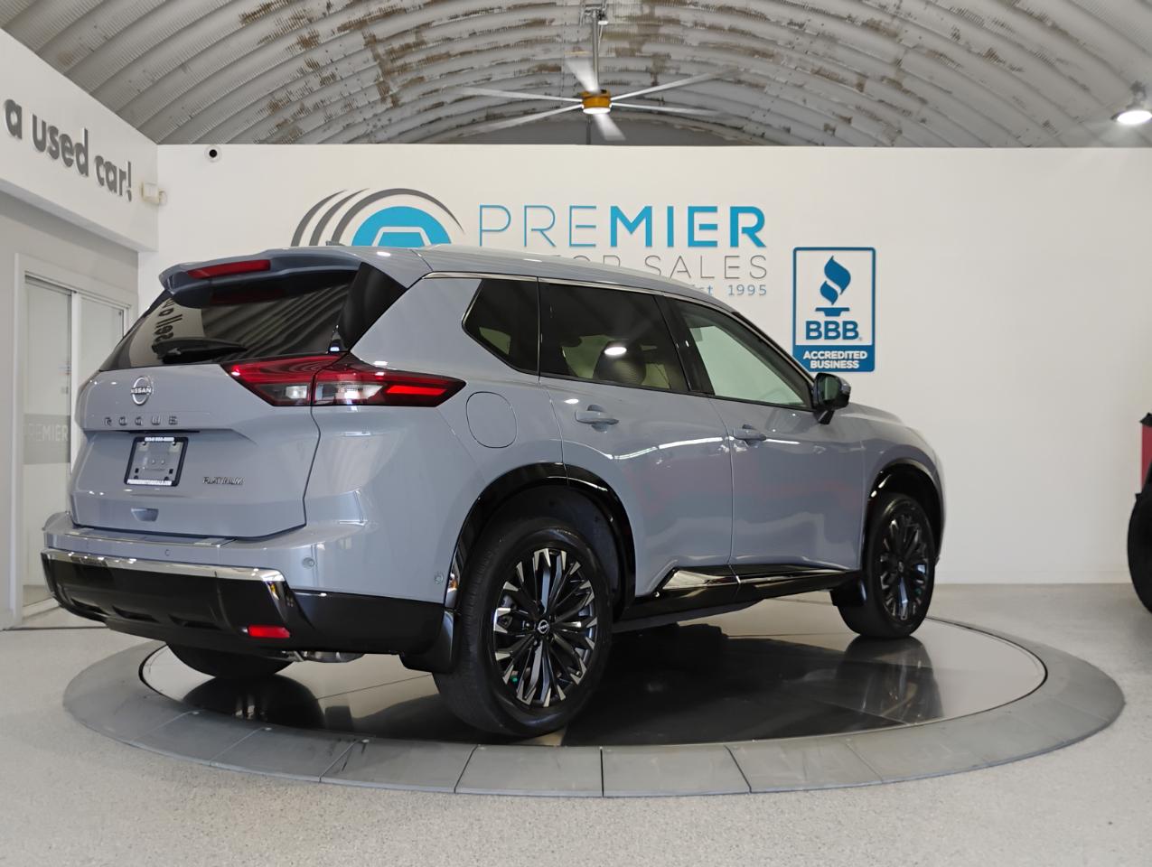 Nissan Rogue Platinum 2024