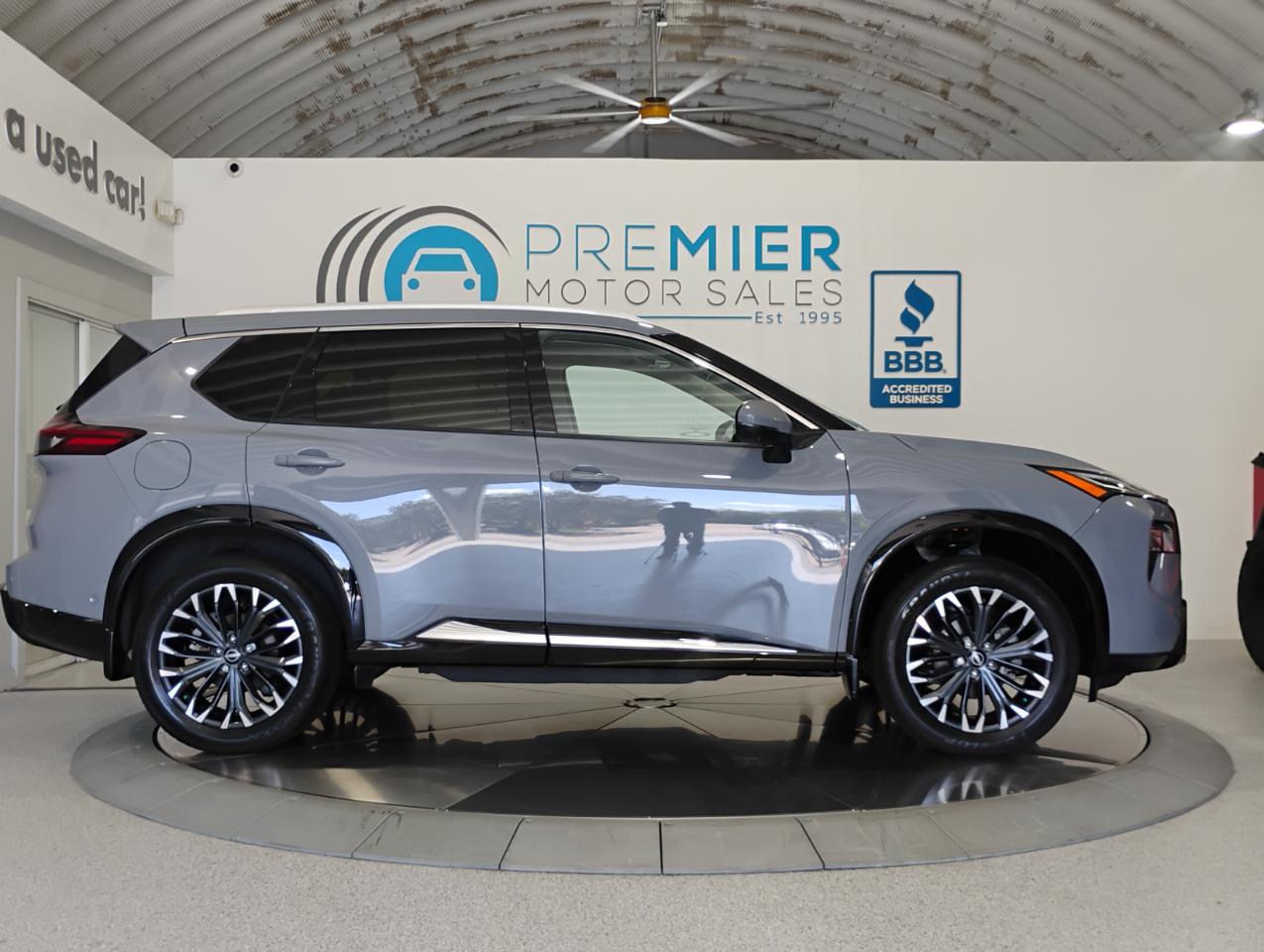 Nissan Rogue Platinum 2024