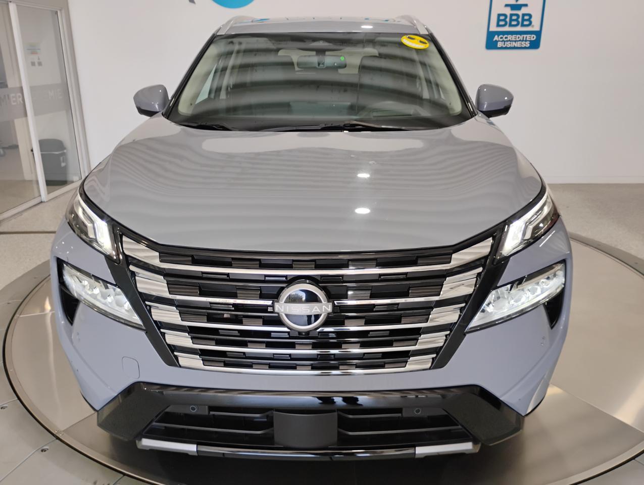 Nissan Rogue Platinum 2024