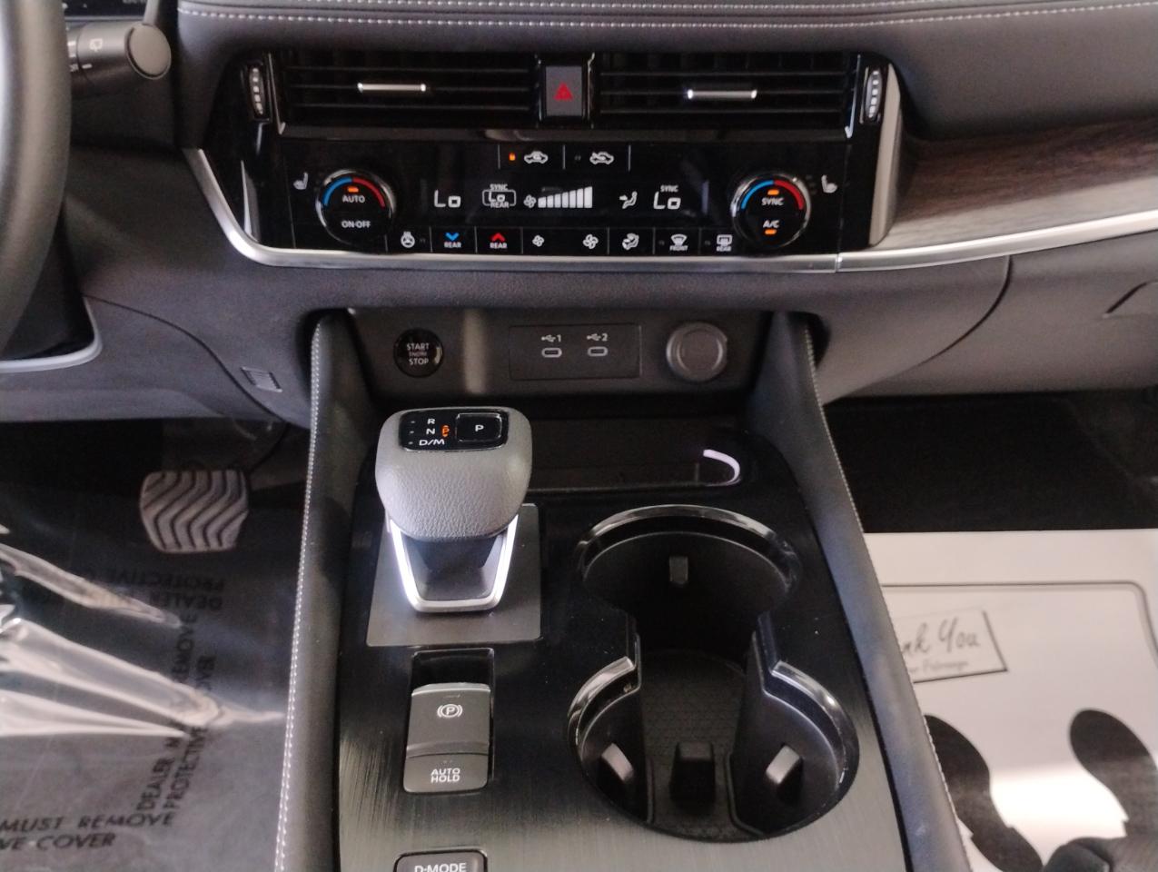 Nissan Rogue Platinum 2024