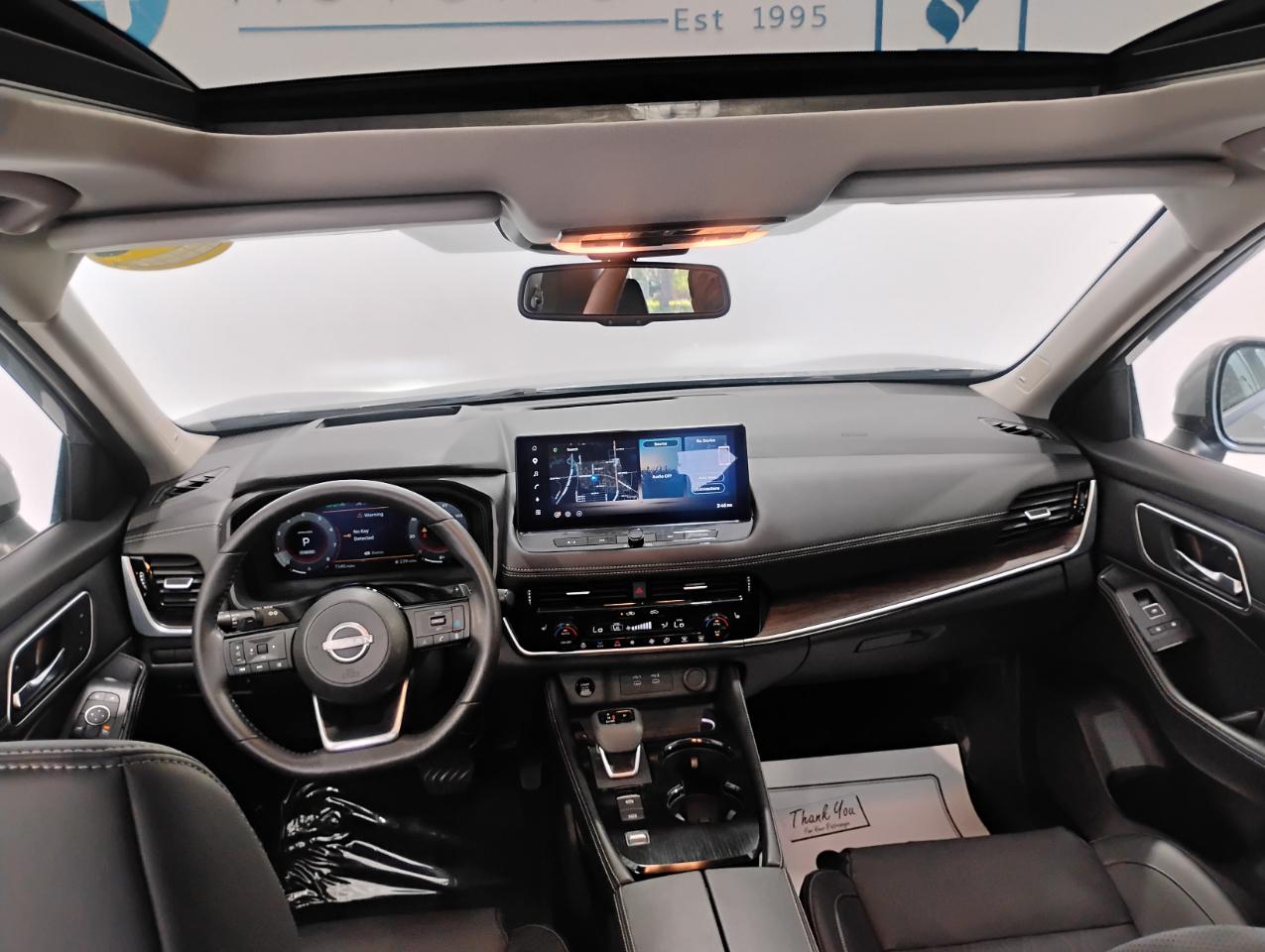 Nissan Rogue Platinum 2024