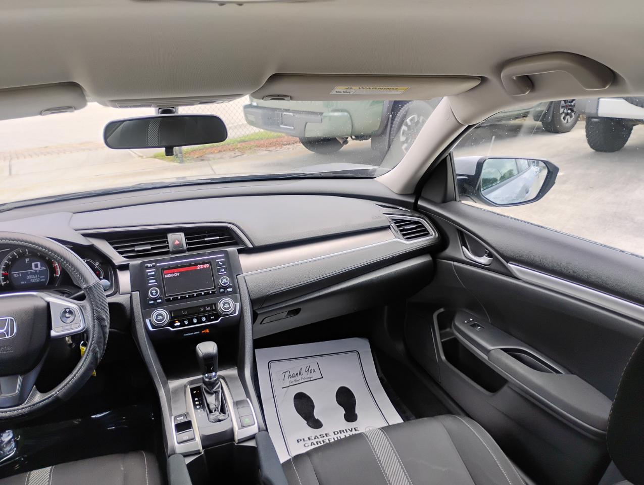 Honda Civic LX Sedan CVT 2017