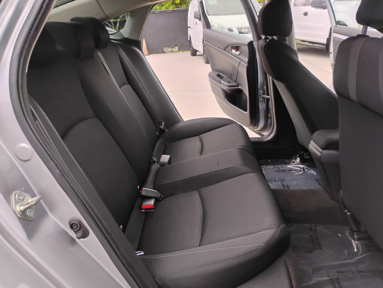 Honda Civic LX Sedan CVT 2017