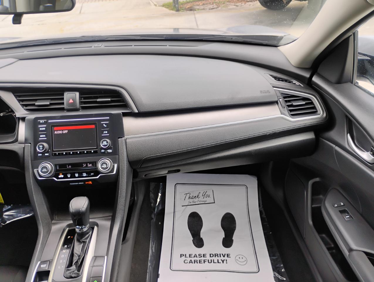 Honda Civic LX Sedan CVT 2017