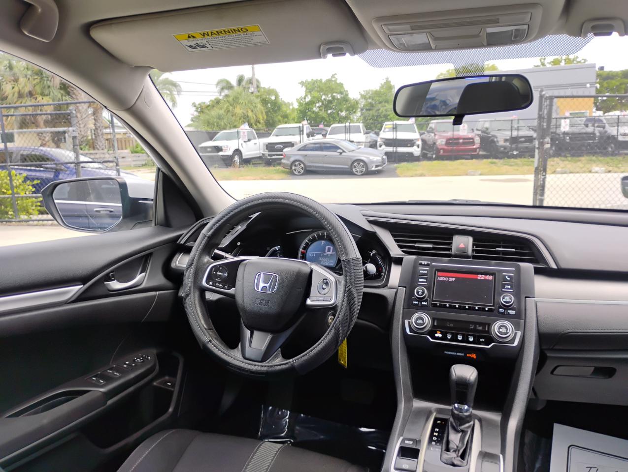 Honda Civic LX Sedan CVT 2017