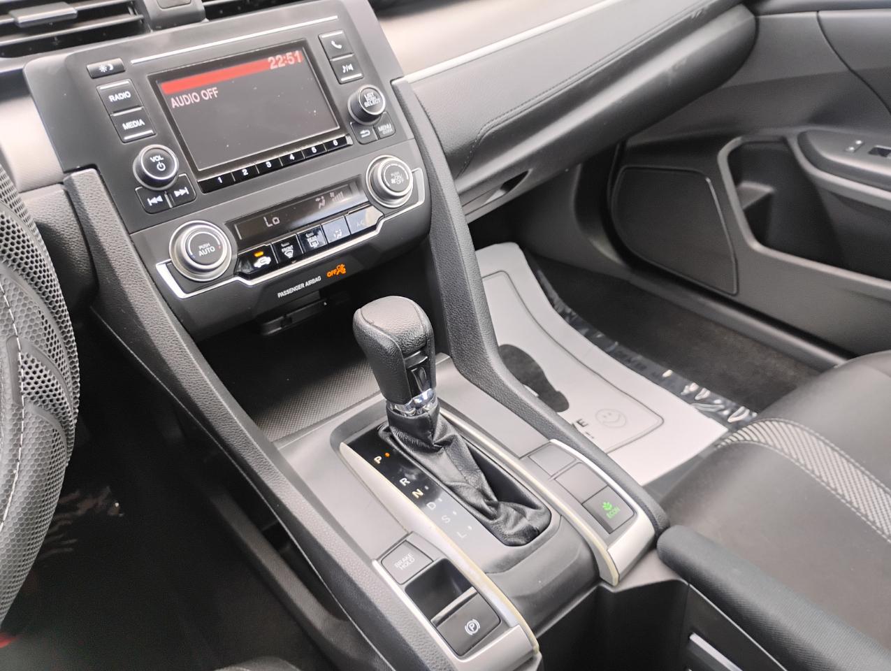 Honda Civic LX Sedan CVT 2017