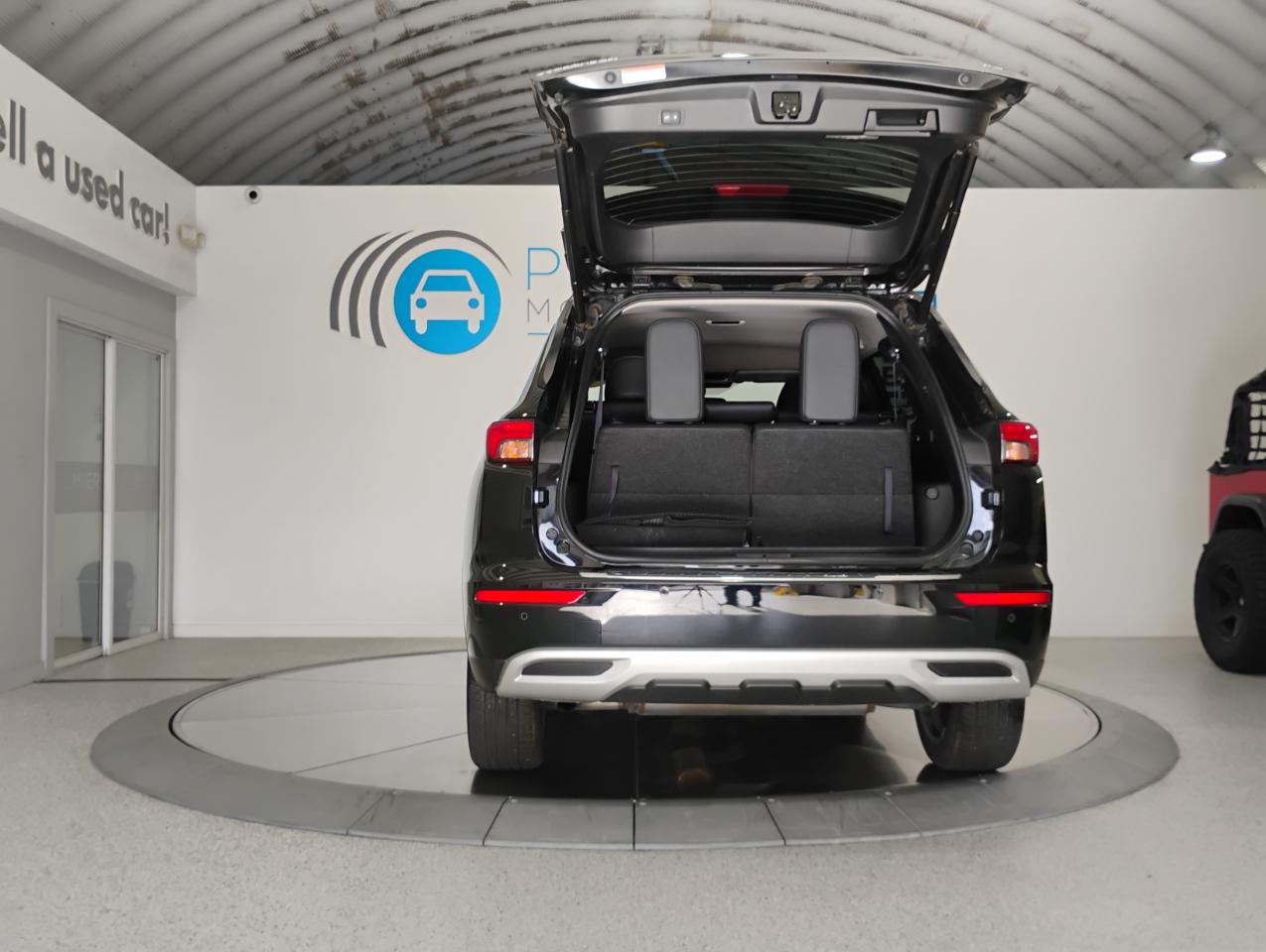 Mitsubishi Outlander SE 2WD 2024