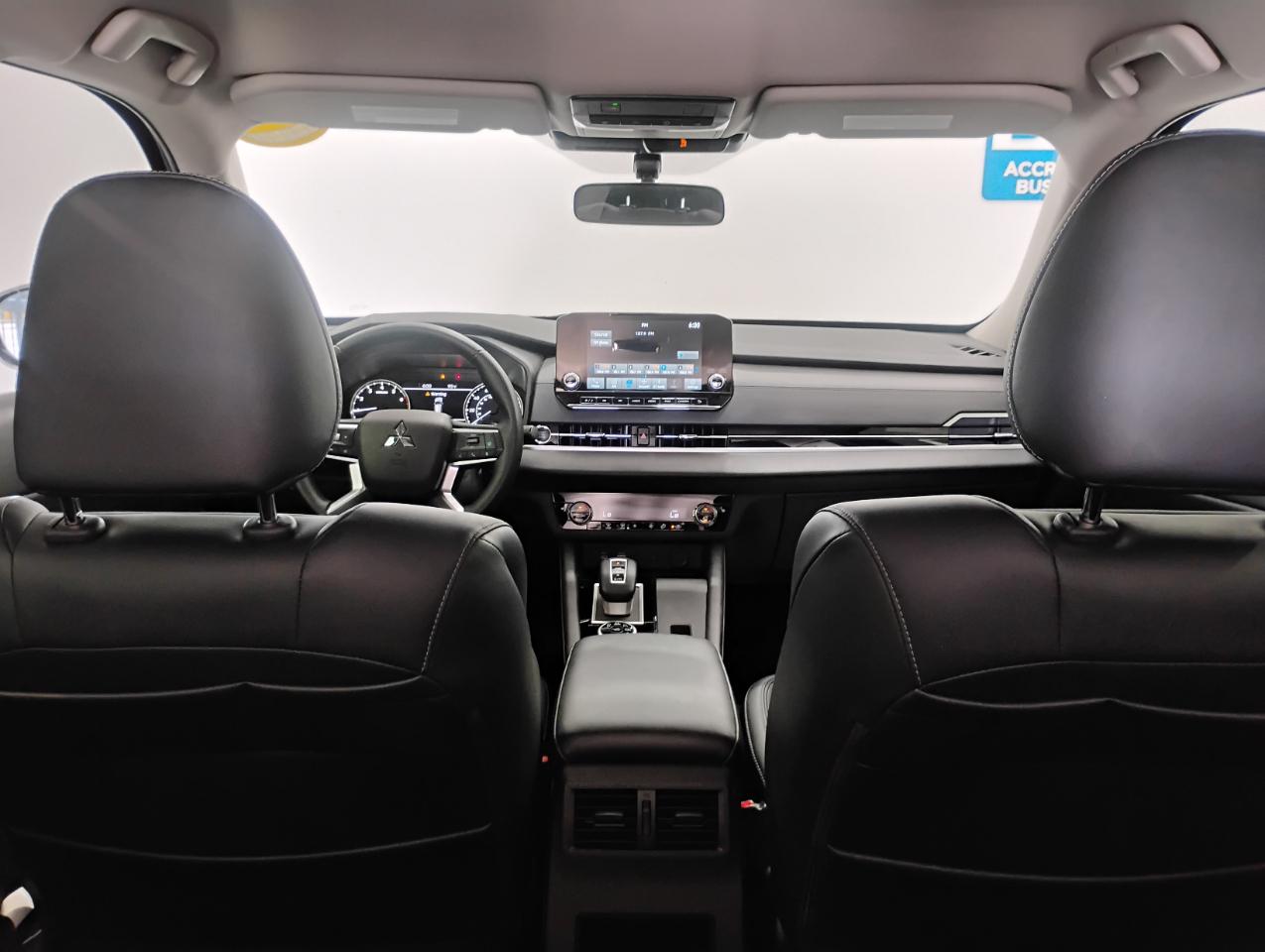 Mitsubishi Outlander SE 2WD 2024