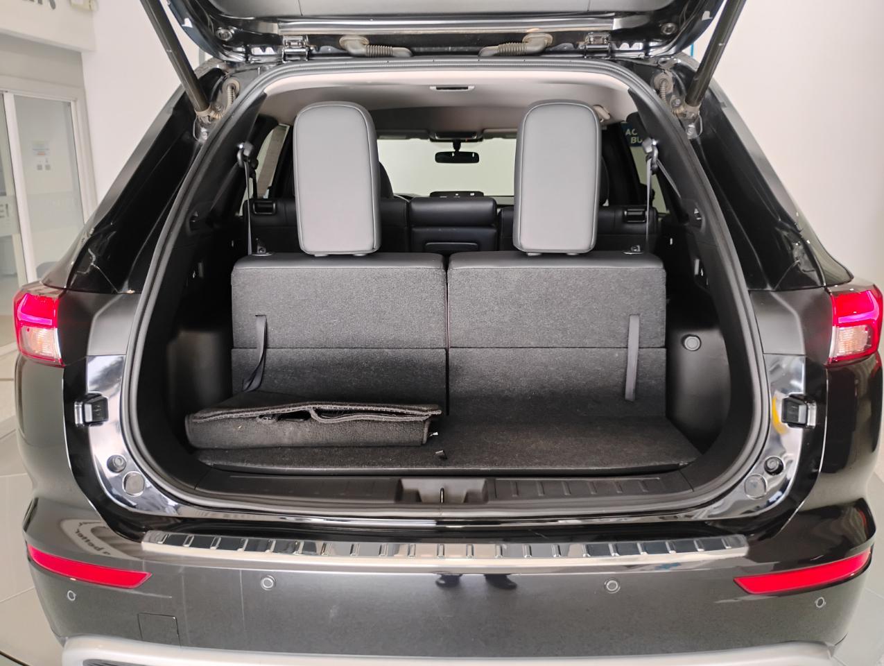 Mitsubishi Outlander SE 2WD 2024