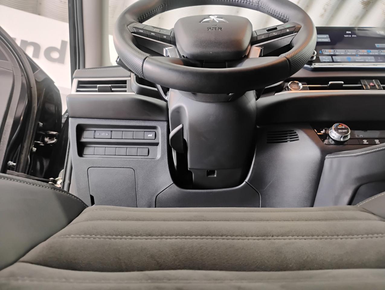 Mitsubishi Outlander SE 2WD 2024