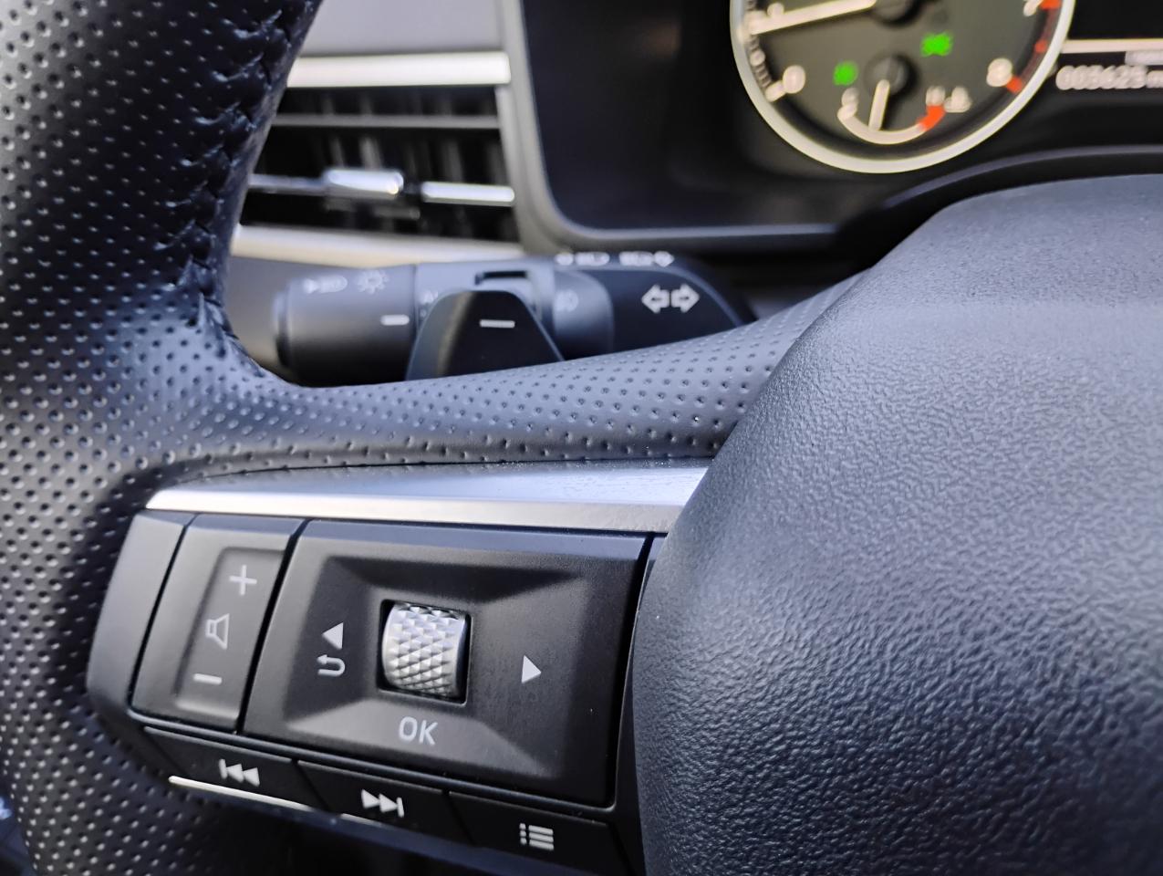 Mitsubishi Outlander SE 2WD 2024