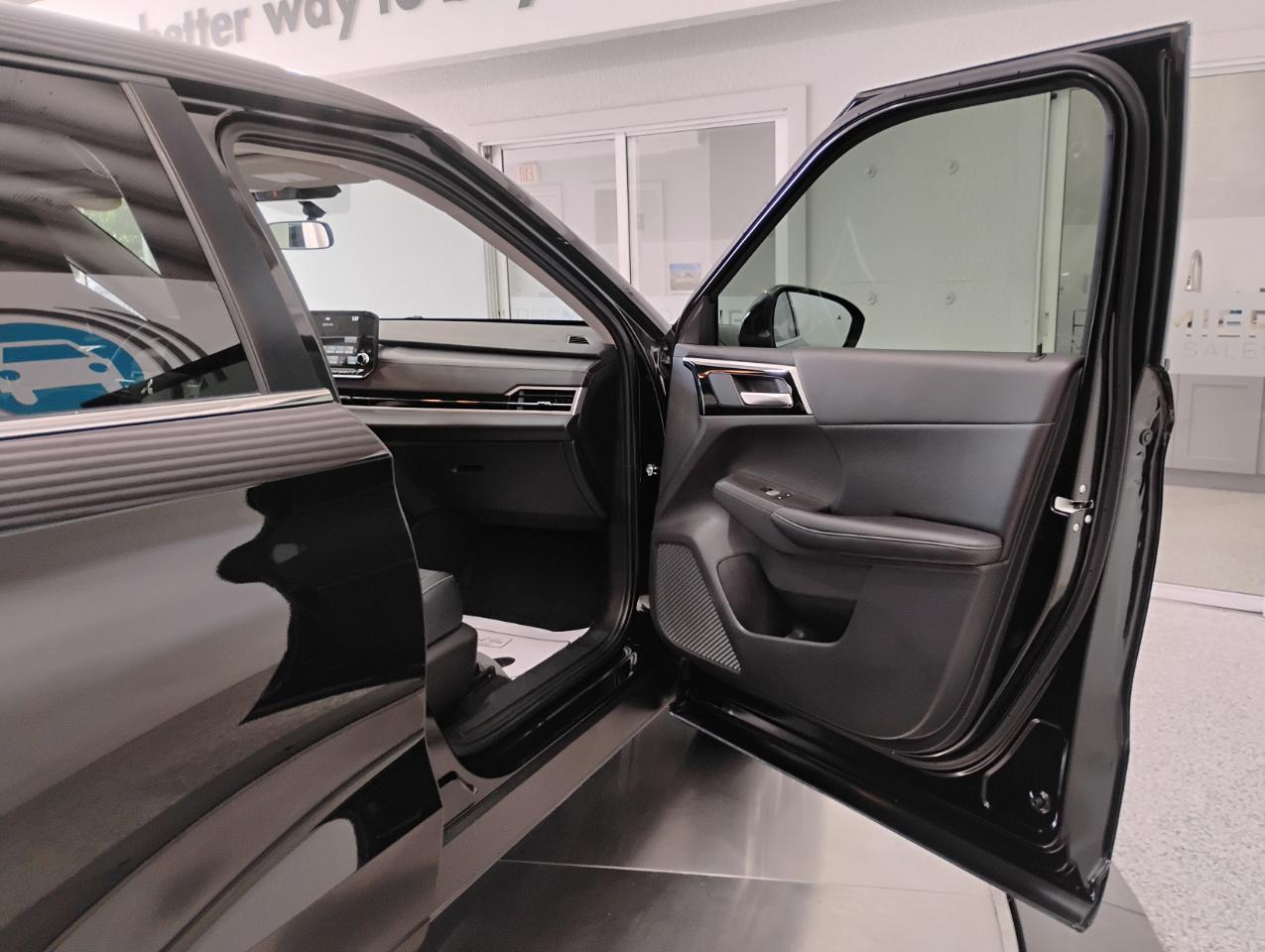 Mitsubishi Outlander SE 2WD 2024