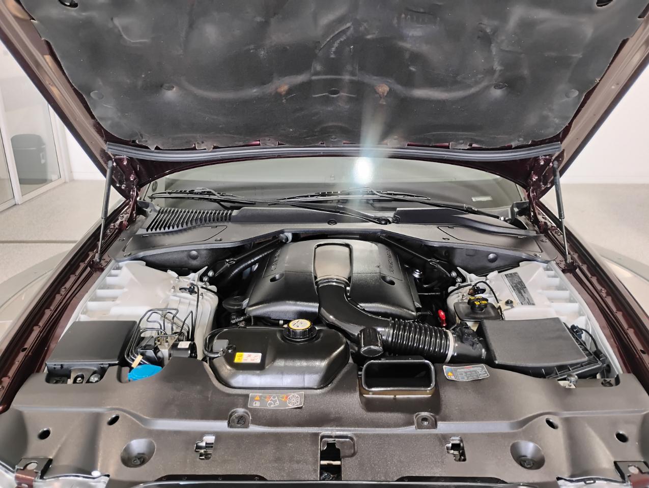 Jaguar XJ-Series Super V8 2005