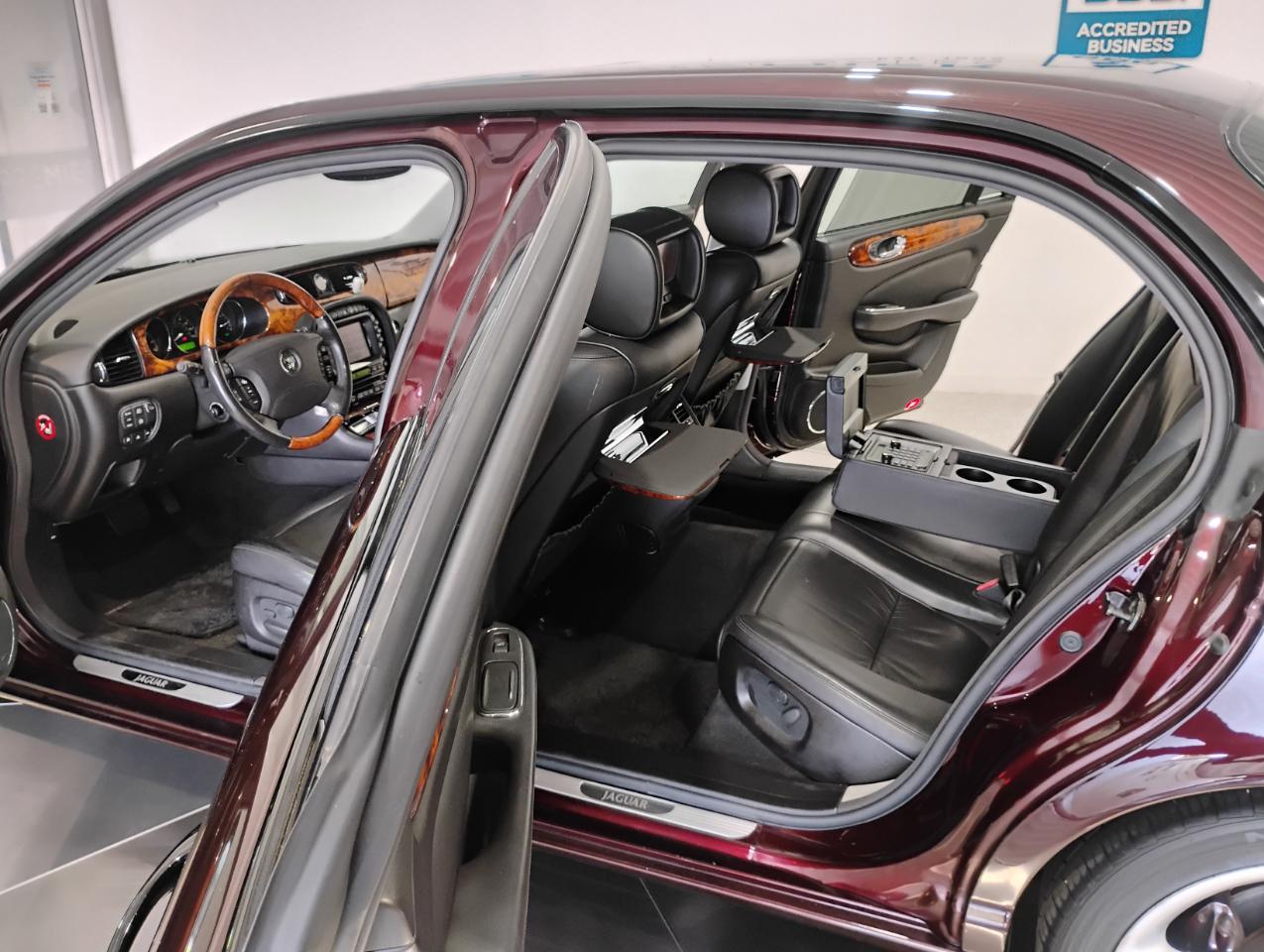 Jaguar XJ-Series Super V8 2005