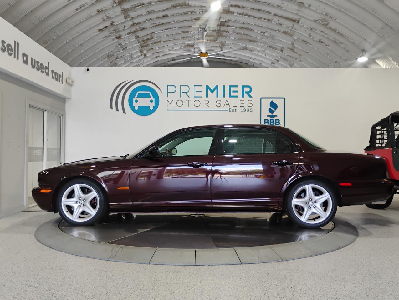 Jaguar XJ-Series Super V8 2005