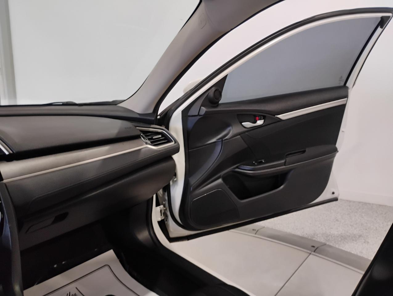 Honda Civic EX Sedan CVT 2017
