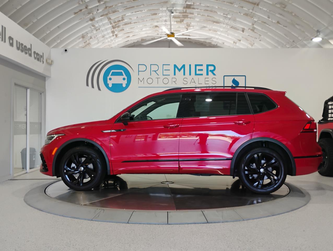 Volkswagen Tiguan SE R-Line Black 2024
