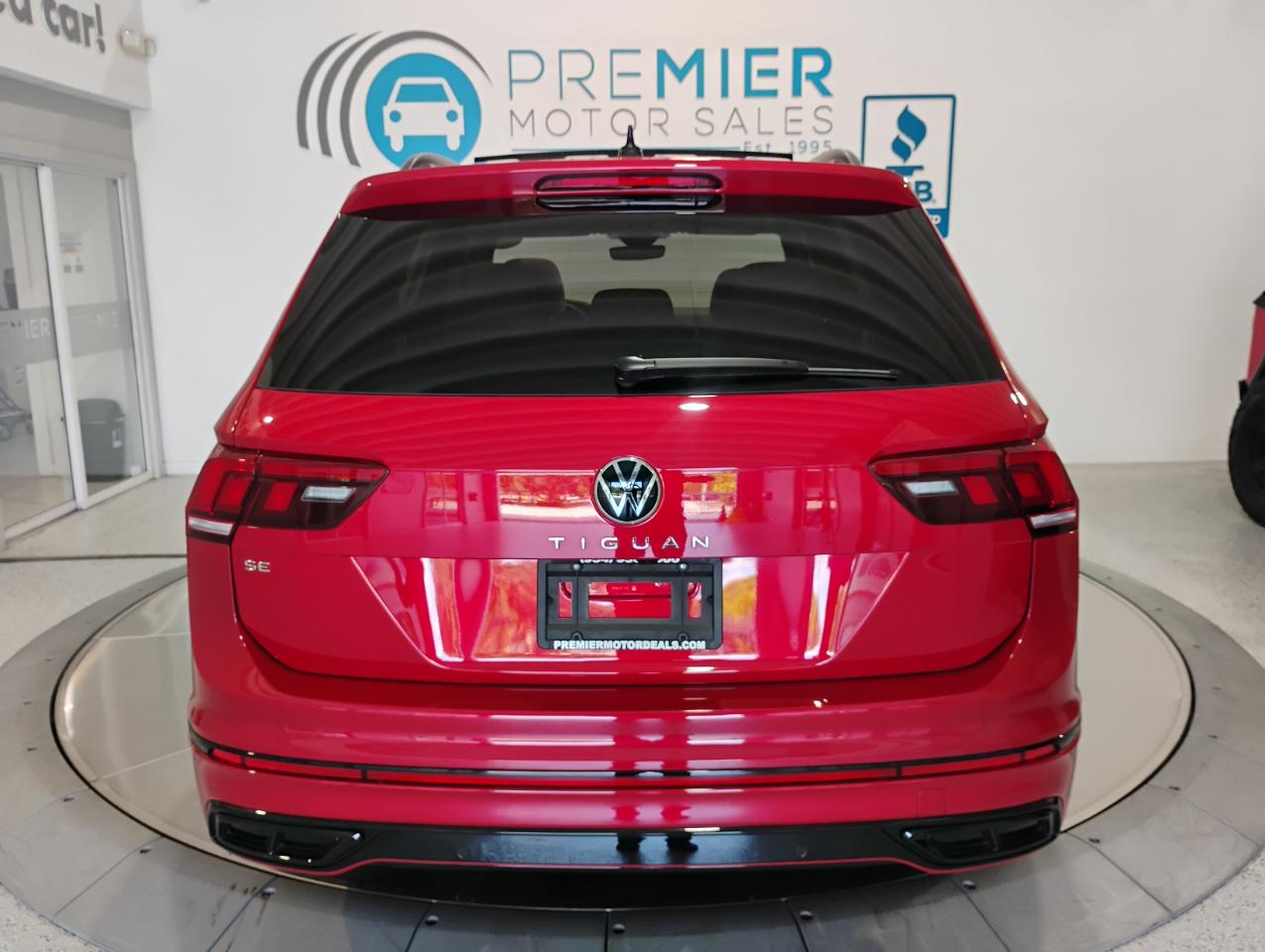 Volkswagen Tiguan SE R-Line Black 2024