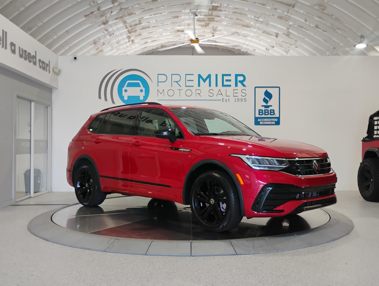 Volkswagen Tiguan SE R-Line Black 2024