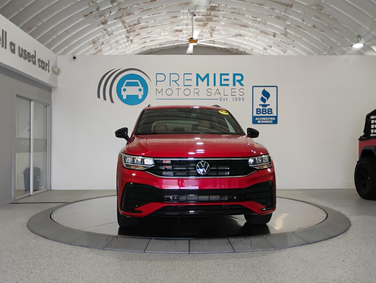Volkswagen Tiguan SE R-Line Black 2024