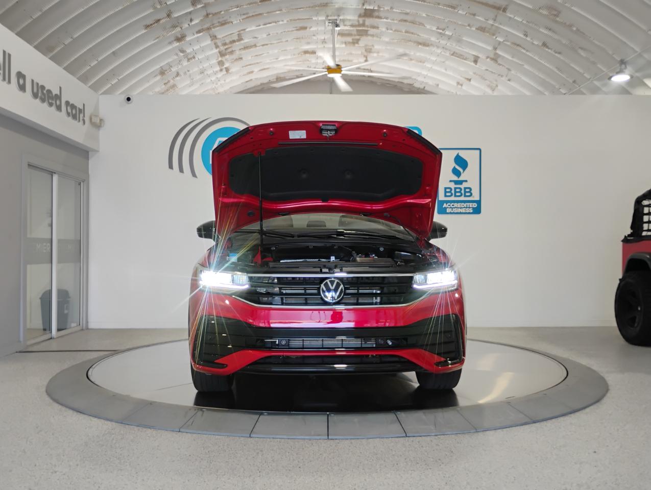 Volkswagen Tiguan SE R-Line Black 2024