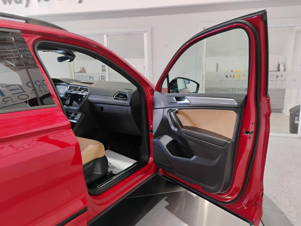 Volkswagen Tiguan SE R-Line Black 2024