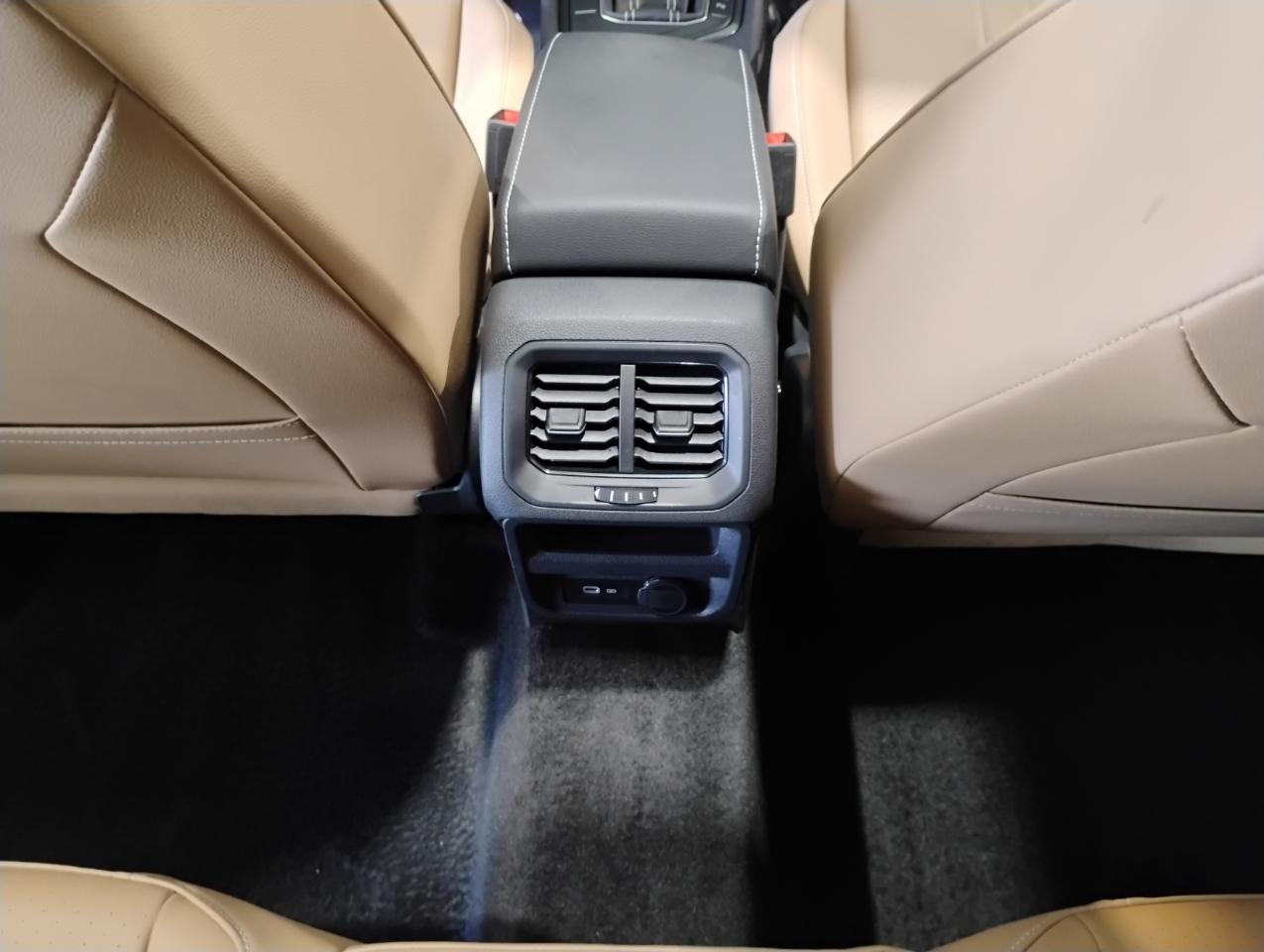 Volkswagen Tiguan SE R-Line Black 2024