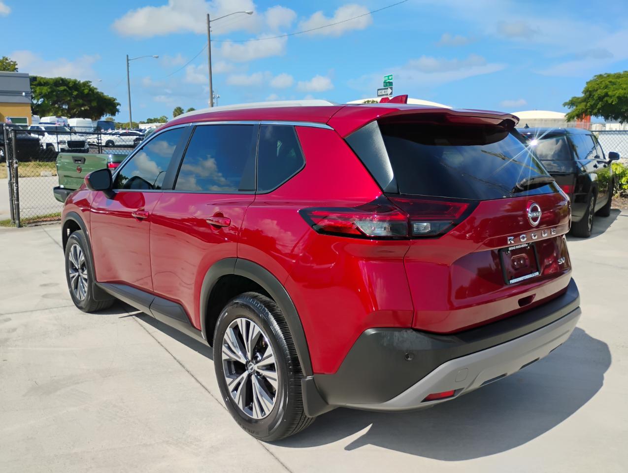 Nissan Rogue SV 2023