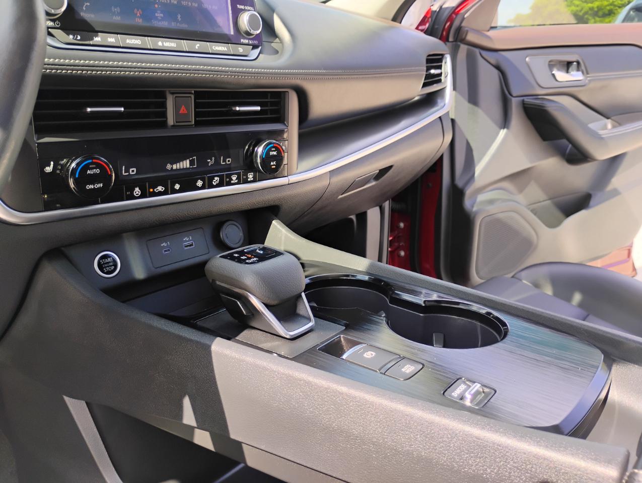 Nissan Rogue SV 2023